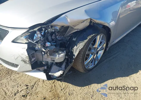 2006 Lexus Is 350 из США, поврежденный, VIN JTHBE262165011002